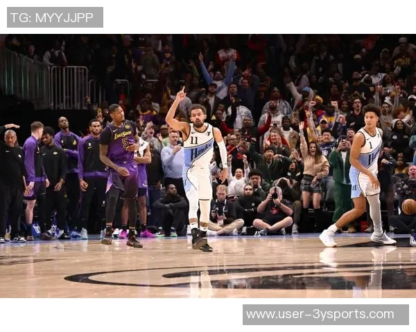 特雷杨谈生涯第八年状态如新秀期待打破职业生涯长寿纪录