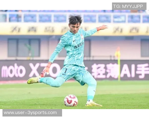 青岛西海岸球员杨希即将加盟上海海港引发关注与期待 青岛西海岸球员杨希即将加盟上海海港引发关注与期待