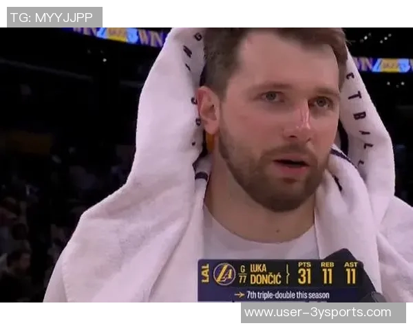 东契奇首度砍下40三双老詹称赞其如魔术师般出色表现 东契奇首度砍下40三双老詹称赞其如魔术师般出色表现